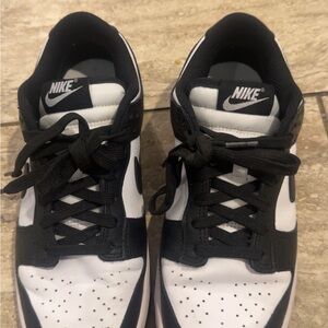 Nike Men's Classic Black and White Sneakers